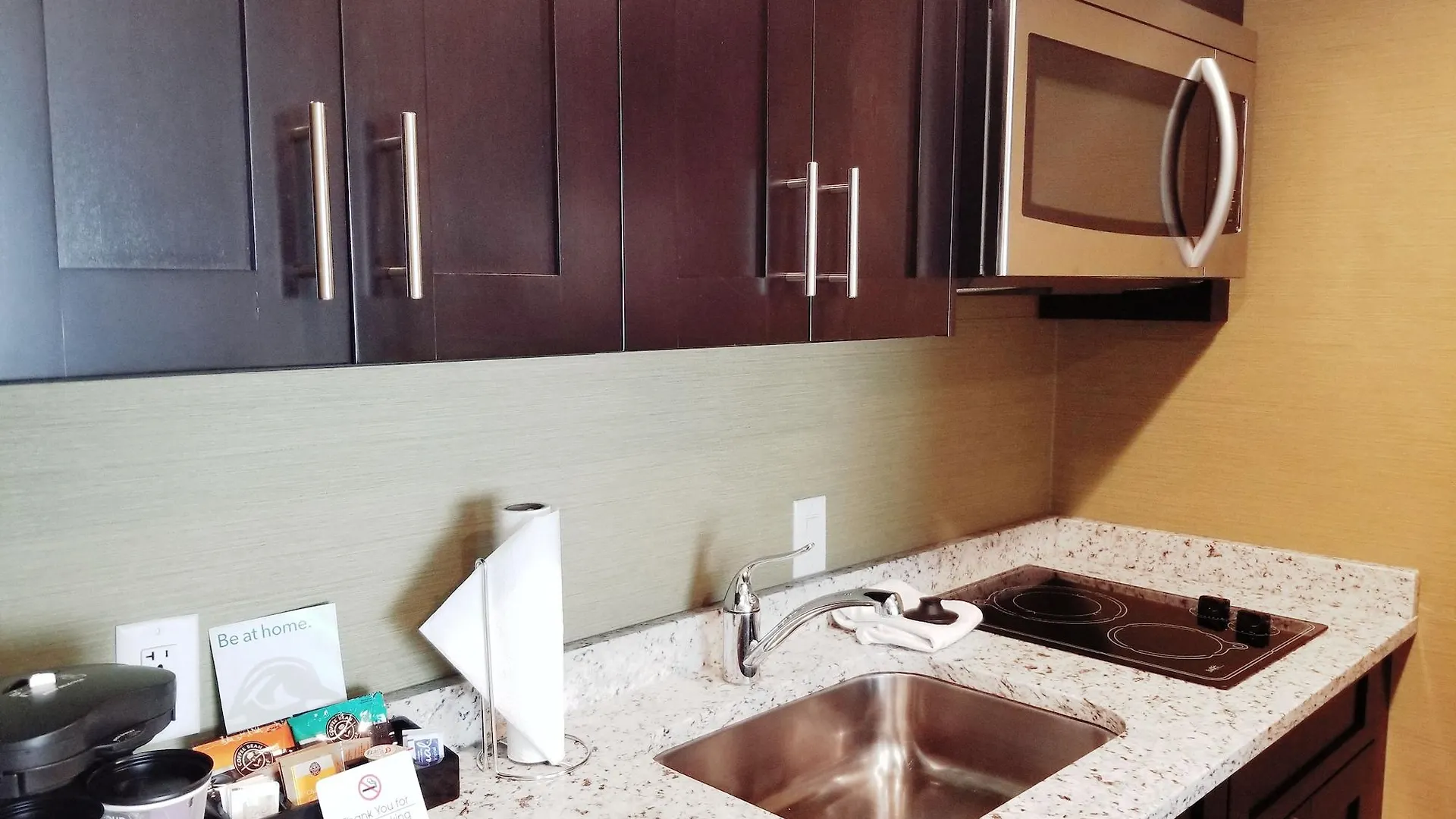 Homewood Suites Calgary Airport Hotel