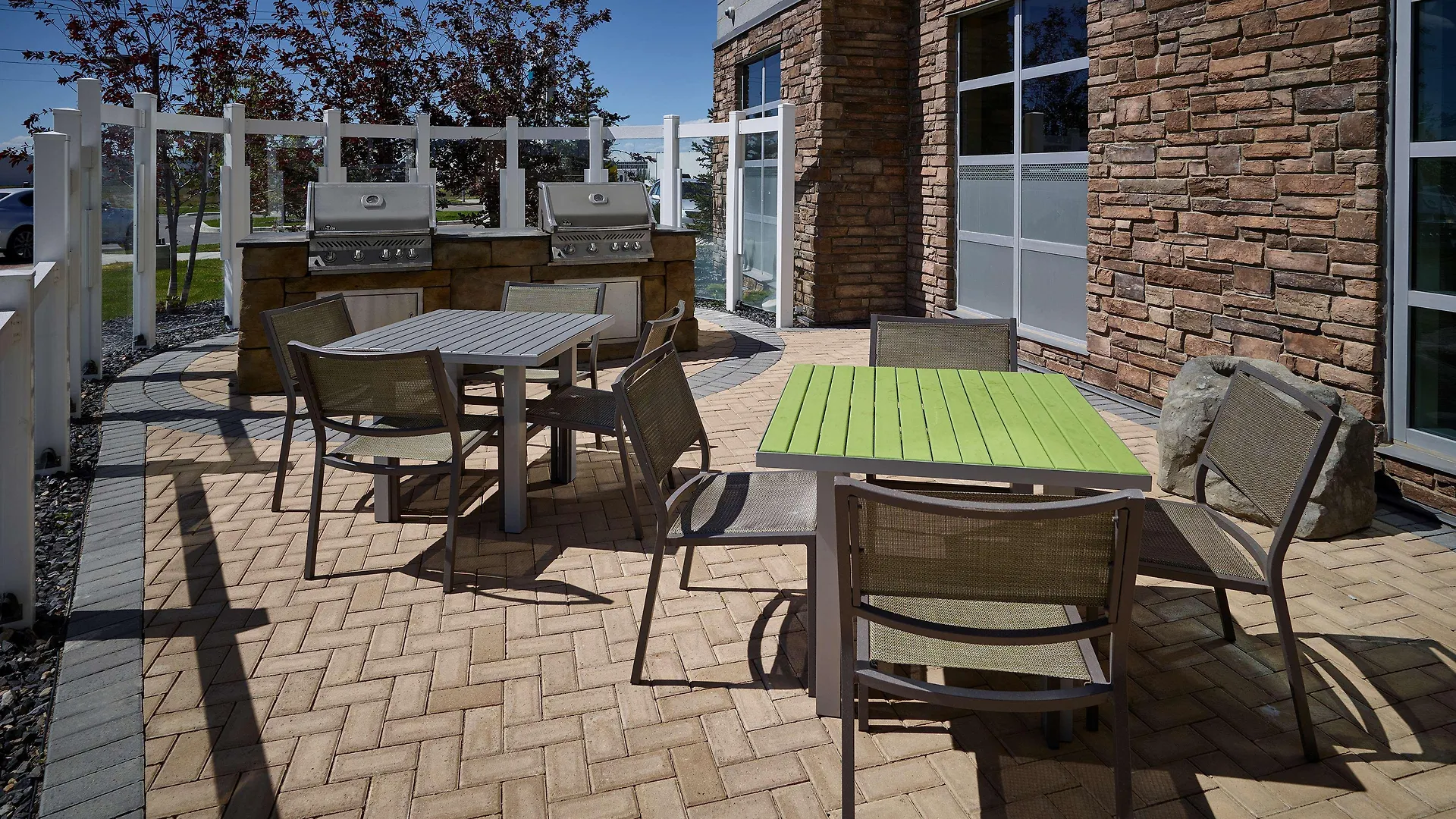 Homewood Suites Calgary Airport