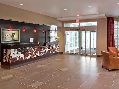 Homewood Suites Calgary Airport Hotel