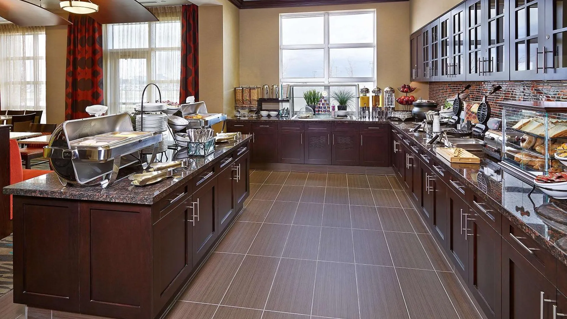 Homewood Suites Calgary Airport 3*,  Canada